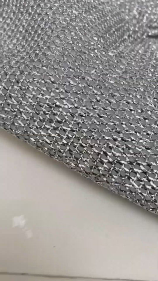 Heavy-Duty Wire Scrubber Dishwashing Mitts – Heat Resistant Steel Wire Cleaning Gloves for Pots, Pans, Grills, and Kitchen Tasks